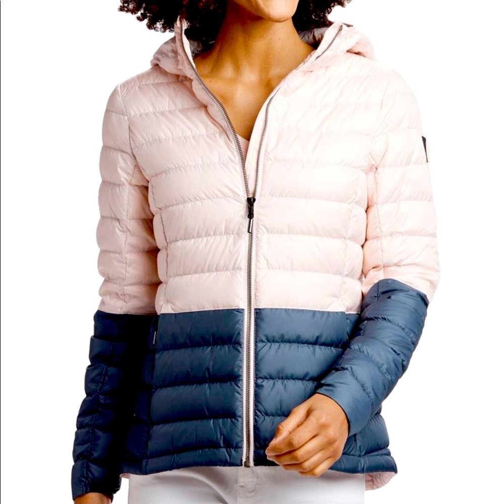 Beautiful blush pink and blue lightweight and packable down jacket by Lole.